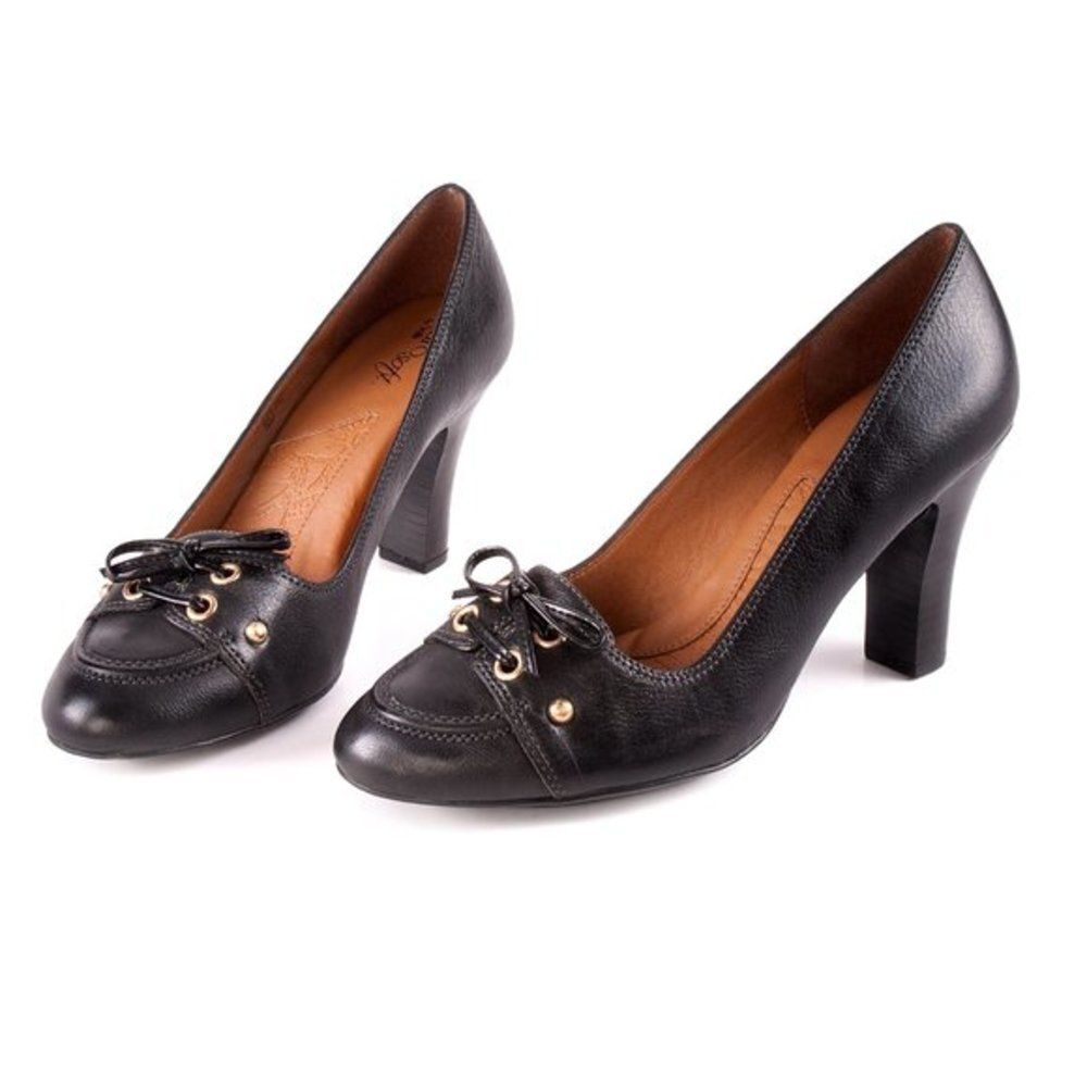 Sofft Black Leather Pump Heels with Bow & Gold Accent